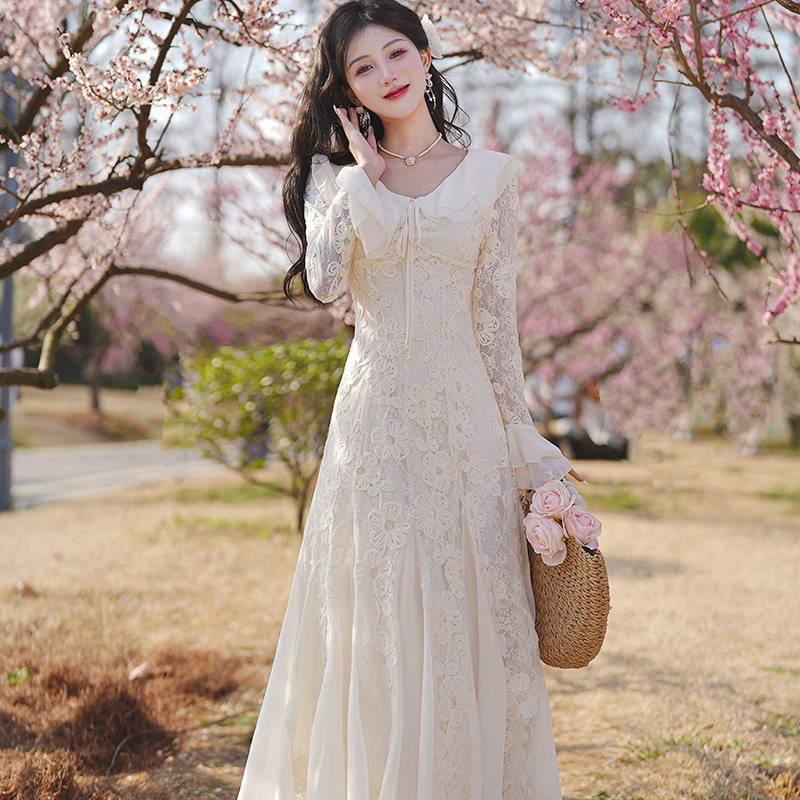 French V-Neck Lace Long Sleeve Mermaid Dress with High Waist - Style b506d7